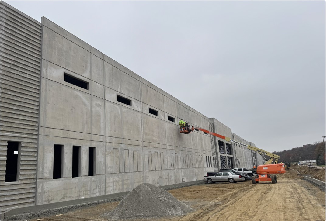 Gateway panel caulking.jpg